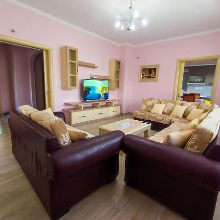 Cheerful 2 Bedroom Villa With Free Parking. Gjirokastra Zewnętrze zdjęcie