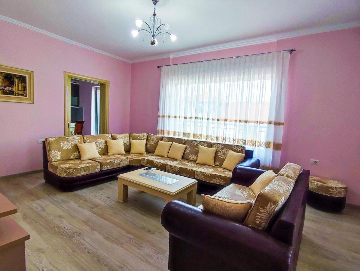 Cheerful 2 Bedroom Villa With Free Parking. Gjirokastra Zewnętrze zdjęcie