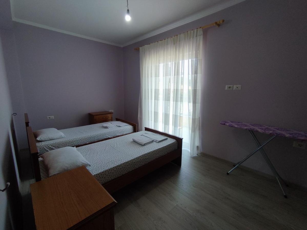 Cheerful 2 Bedroom Villa With Free Parking. Gjirokastra Zewnętrze zdjęcie
